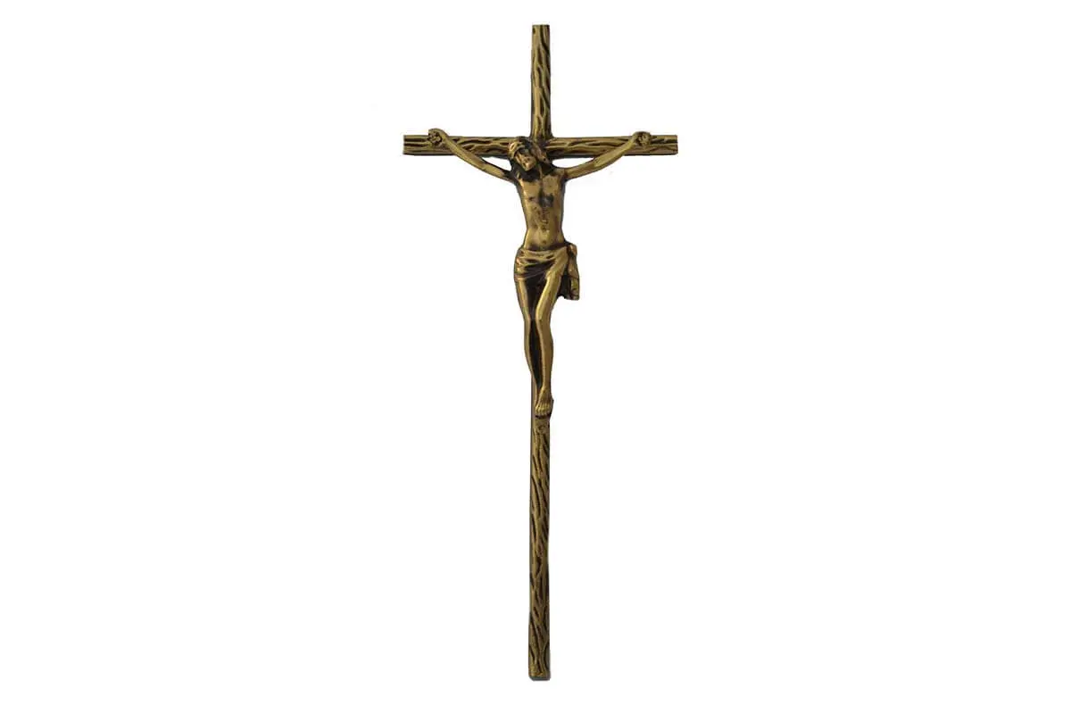 Akcesoria nagrobkowe - jezus na krzyżu